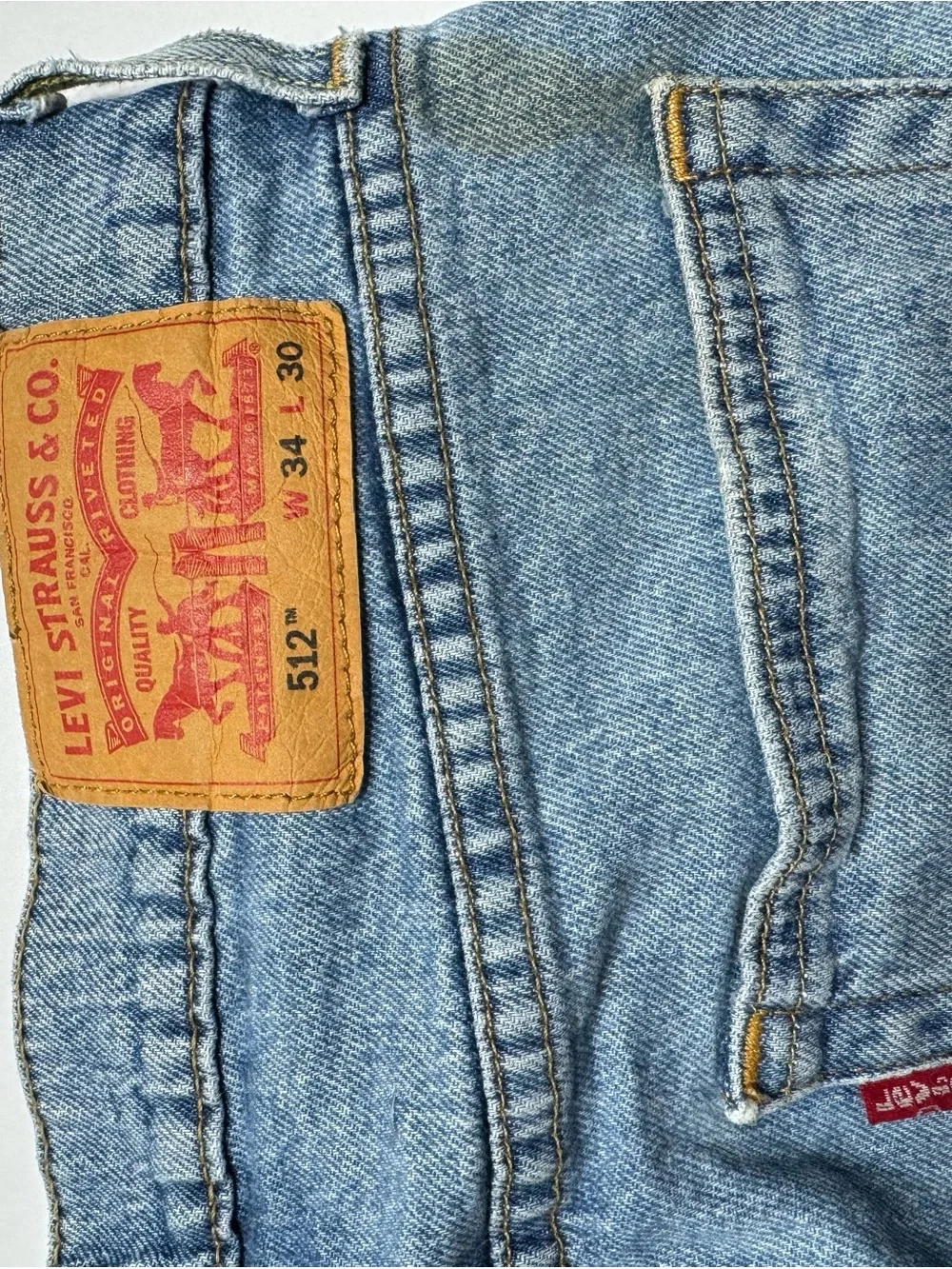 Levis straight leg